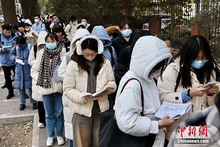 重伤仍心系球队，阿拉巴社媒祝贺球队夺冠：为我的队友们感到骄傲